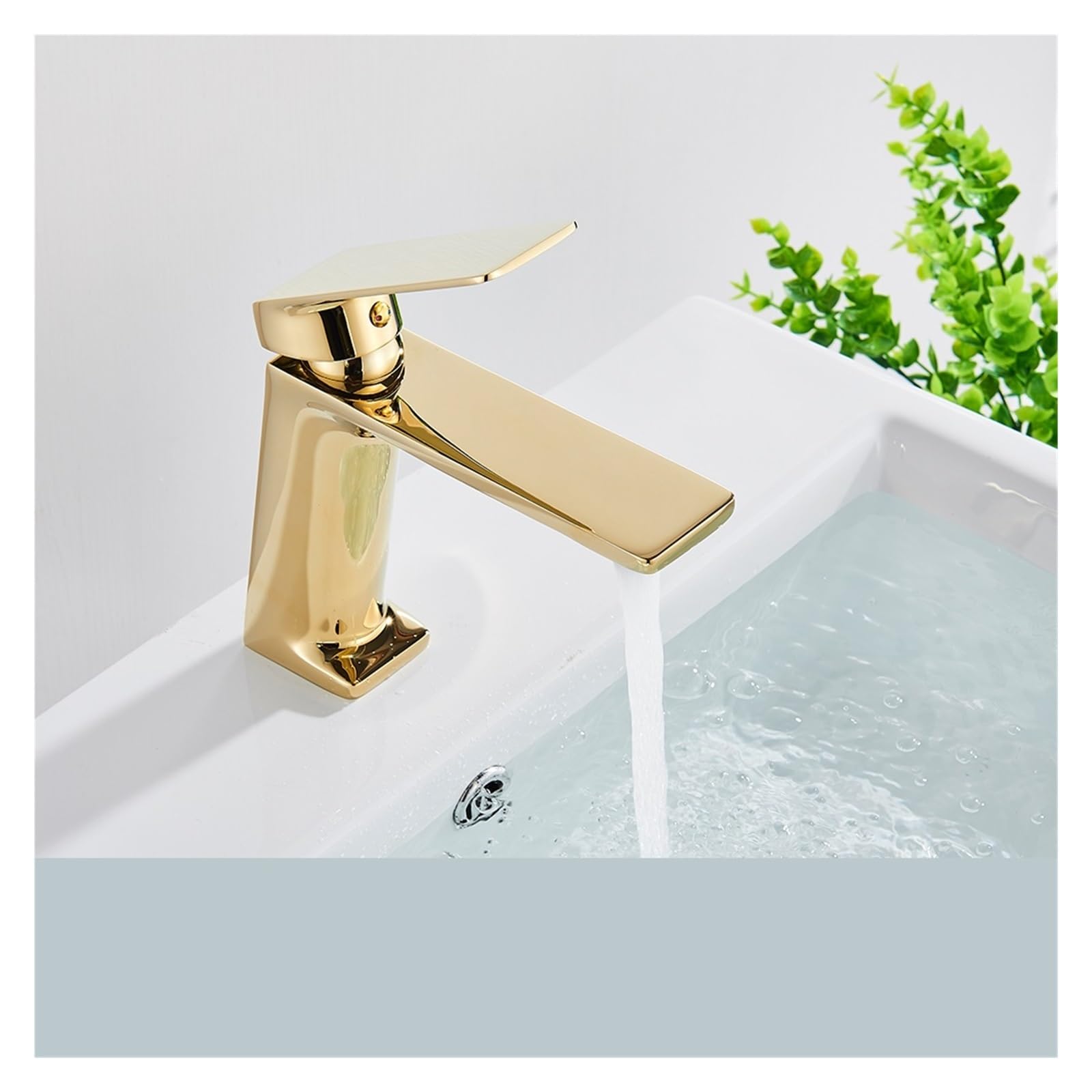 Robinet de salle de bain doré pour lavabo design et moderne