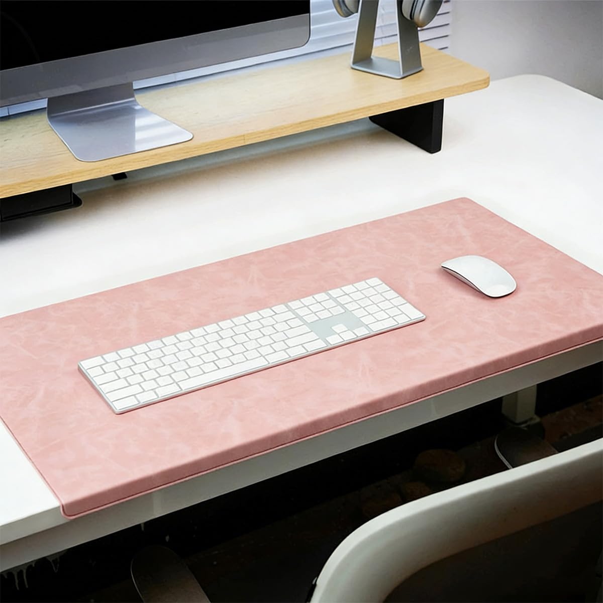 Large Desk Pad with Edge Protection, Edge-Locked Leather Office Table Protector Mouse Mat for Laptop Keyboard, Non-Slip Waterproof Writing Pad (Pink,70x32cm)