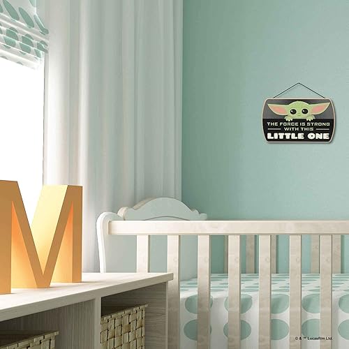 Miniatura 6 de Disney Star Wars The Mandalorian Baby Yoda Force es fuerte con este pequeño colgante de madera decoración de pared - Grogu, el niño