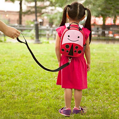 skip hop backpack leash