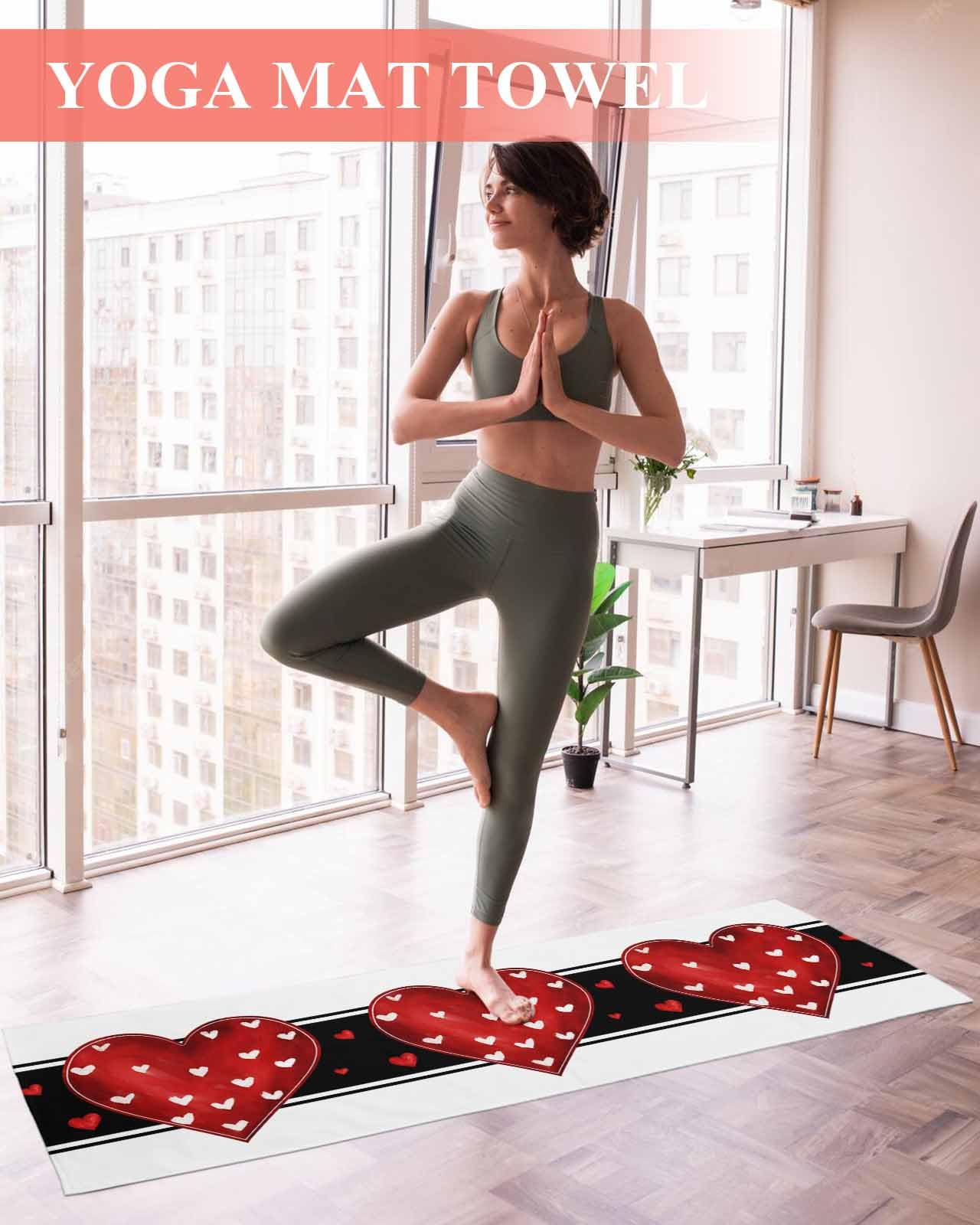 Chees D Zone Yoga Mat Towel, Valentine's Day Red Love Non Slip Hot Yoga Mat Towels with Corner Pockets, Romance Heart Black Stripe Soft Sweat Absorbent Yoga Blankets for Hot Yoga Pilates Workout