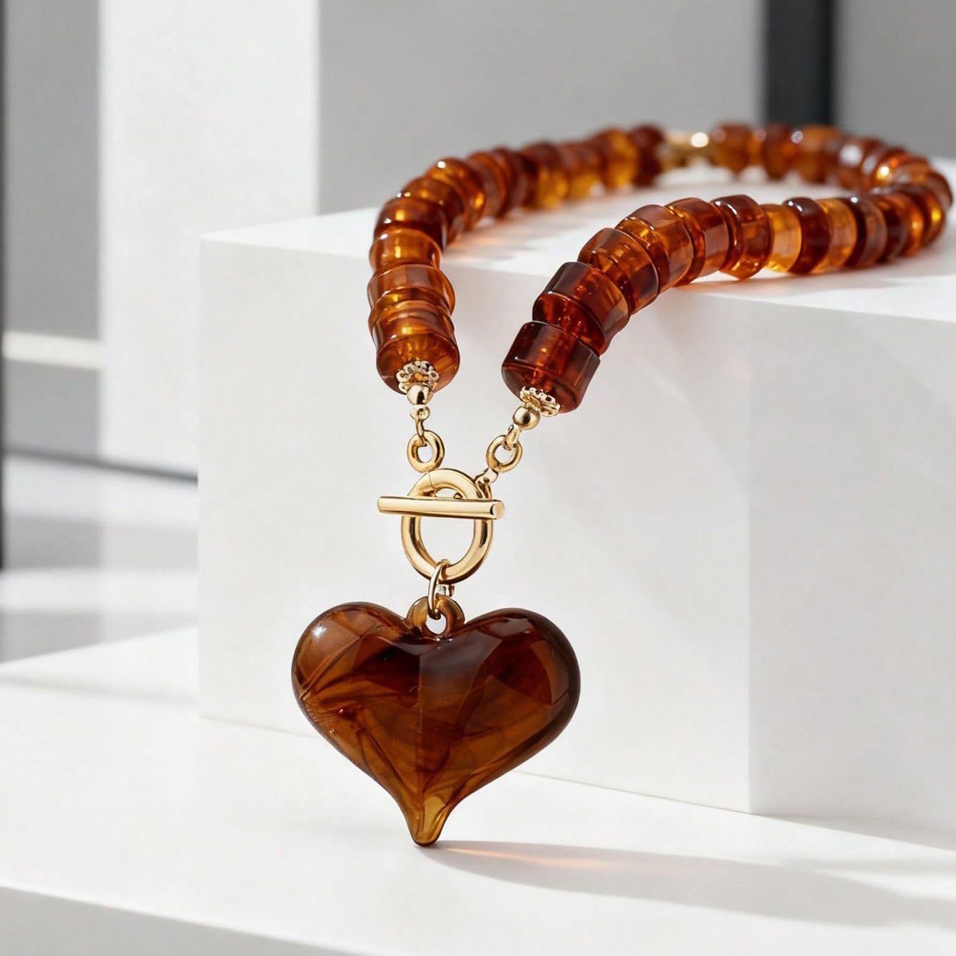 Brown Resin Puff Heart Pendant Necklace for Women Exaggerated Amber Acrylic Beaded Chunky Heart OT Buckle Choker Necklace Fashion Jewelry Accessories for Women - Image 5