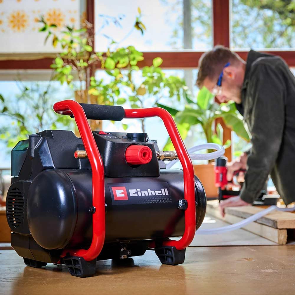 Einhell Kompresor akumulatorowy TE-AC 36/150 Li OF-Solo Power X-Change (36 V, 8 bar max., zbiornik 6 l, pojemność pompowania 150 l/min, manometr, bez smarowania, bez akumulatora)
