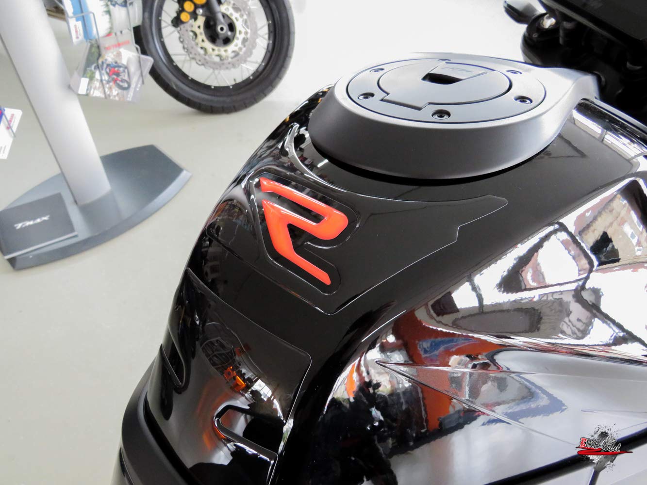 BIKE-Label 502572 - Adesivo per serbatoio compatibile per