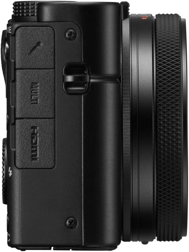 Sony RX100 VI Fotocamera Digitale Compatta, Sensore da 1.0, Elevate Prestazioni di AF, Video 4K HDR e Schermo LCD Regolabile Sony RX100 VI Fotocamera Digitale Compatta, Sensore da 1.0, Elevate Prestazioni di AF, Video 4K HDR e Schermo LCD Regolabile