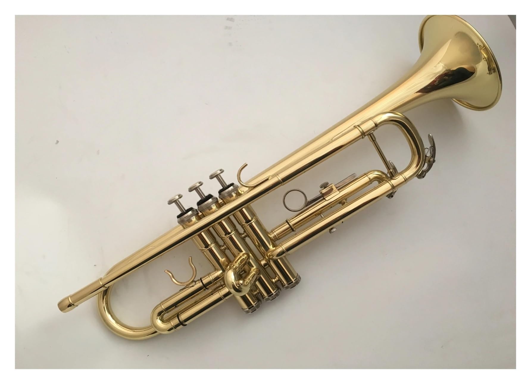 trąbka instrument Profesjonalny Instrument Trąbkowy. Kompletny Zestaw Akcesoriów Dla Początkujących. Trąbka B-dur