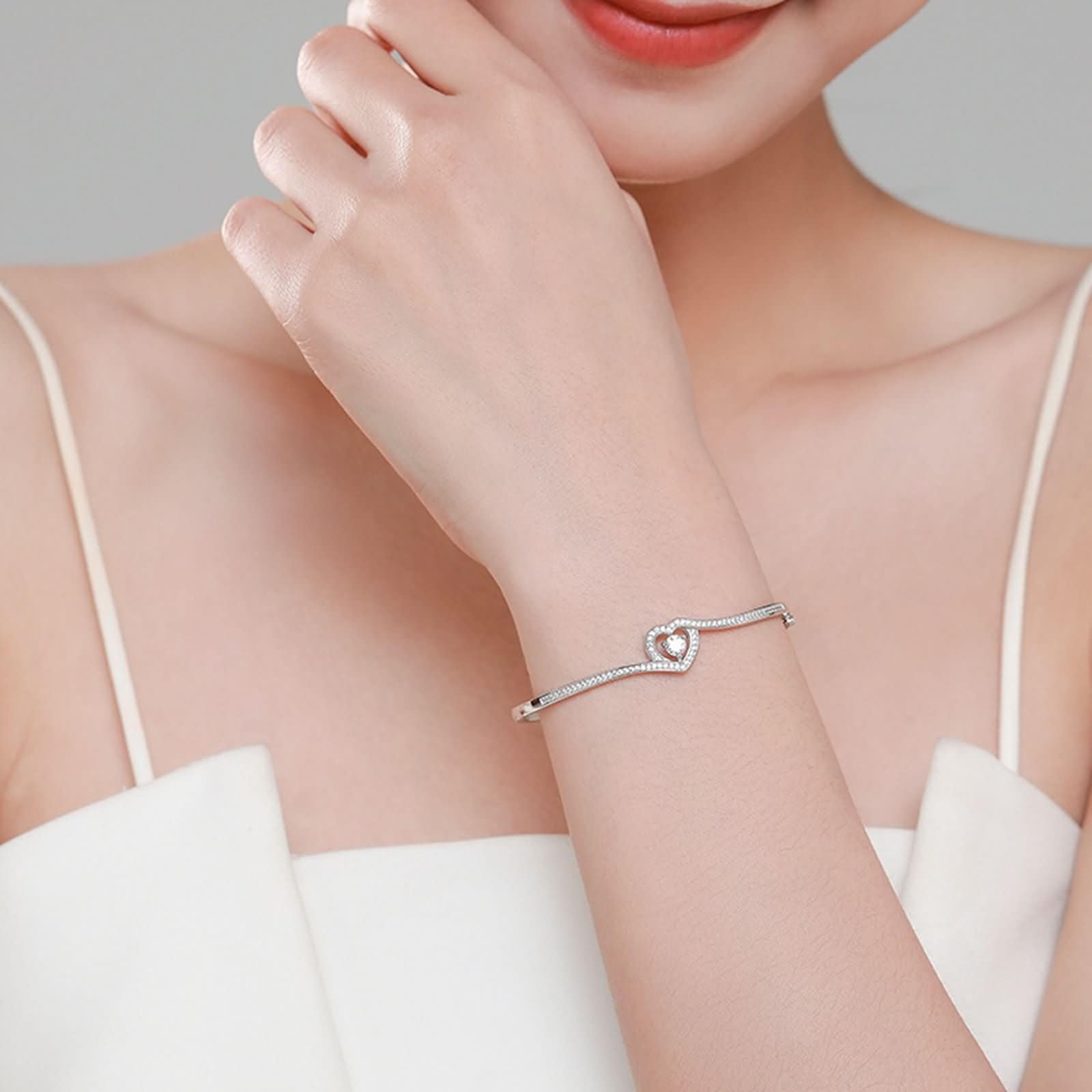 Brazaletes de Mujer Oro Blanco 9 K / 14 K / 18 K, Corazón Hueco con Moissanita, Cadena 16 CM, Pulseras Cadena Plata Mujer