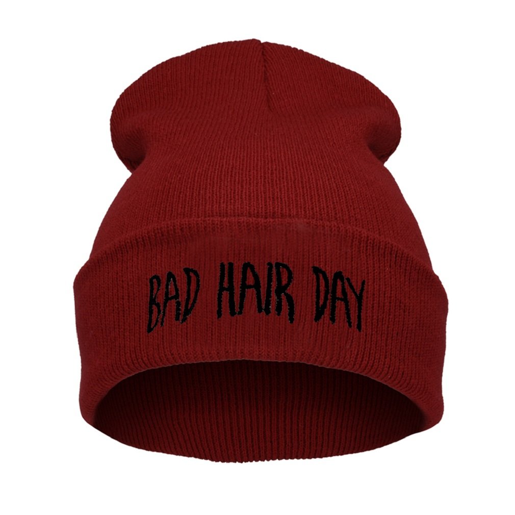 Beanie Hat with Script 'Bad Hair Day' Over 200 Designs Available, bhd dunkel rot - schwarz, M/L