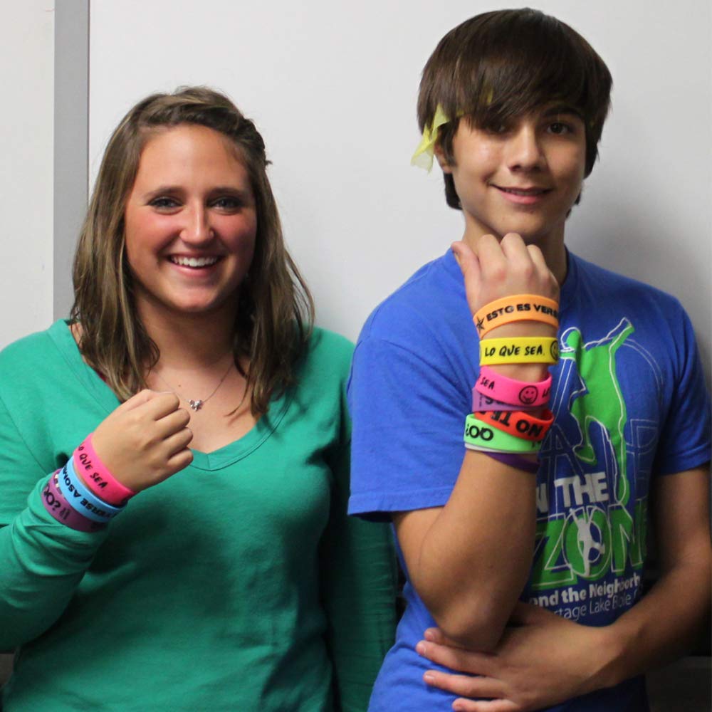 Teacher's Discovery Big Bold Spanish Wristbands Set of 40