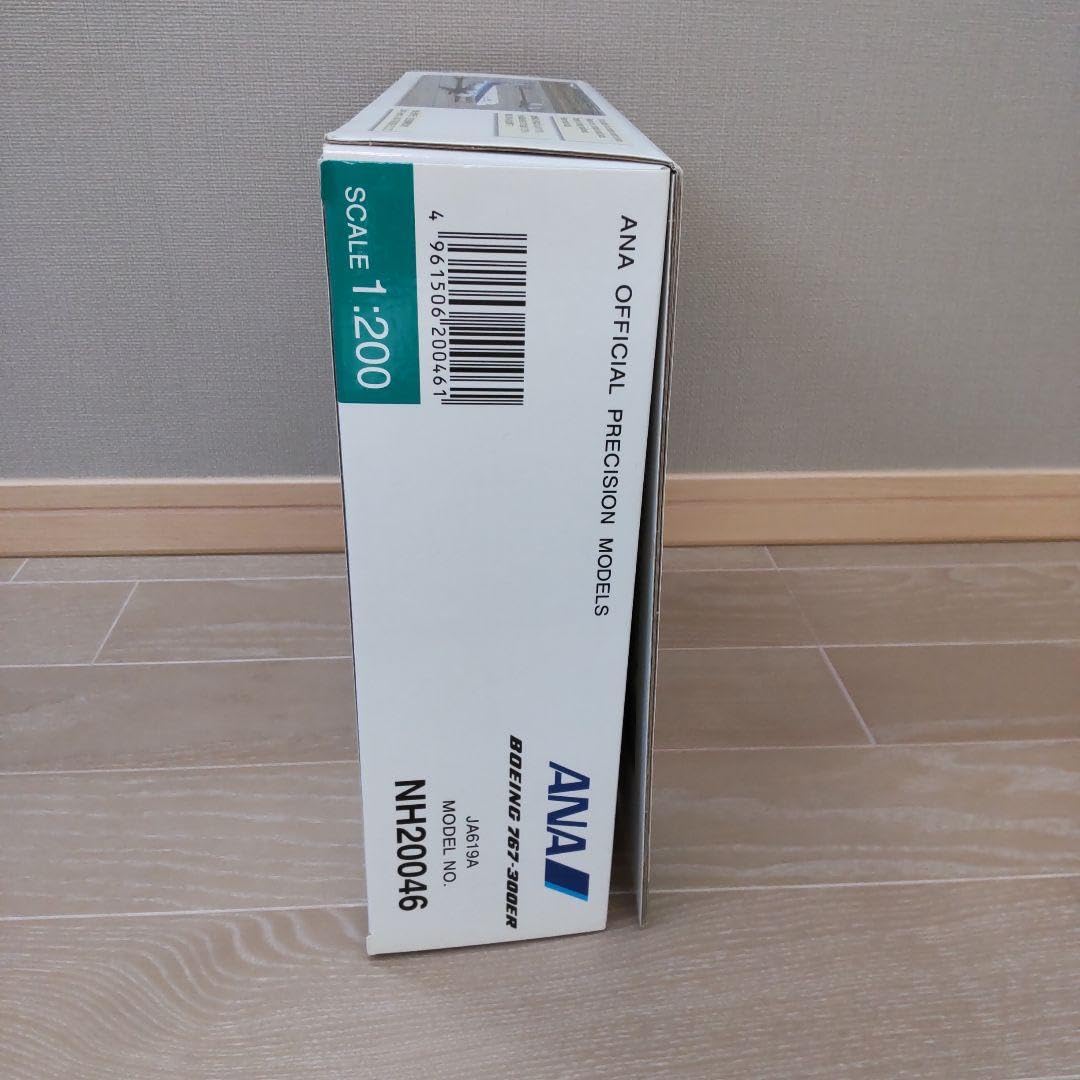 Amazon.co.jp: 1 200 全日空商事 ANA B767-300ER JA619A : 文房具