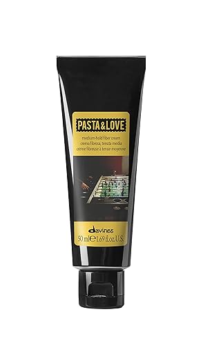 Davines Pasta & Love - Crema de fibra para peinar el cabello de fijación media para hombre, para un estilo trabajable y texturizado, 1.69 onzas