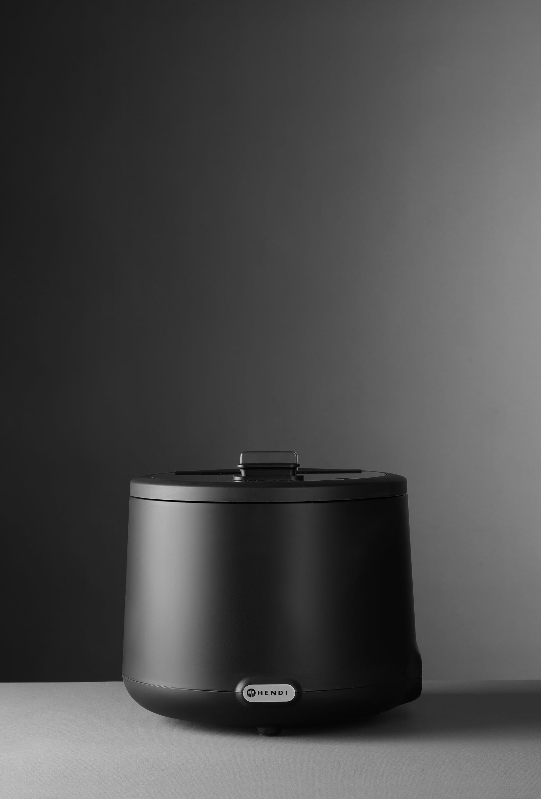 HENDI Bollitore per zuppa elettrico UNIQ per buffet, 8L, 35-85°C, 220-240V, 500W, ⌀365x(H)325mm, alluminio, acciaio inox, PP, vetro temperato, nero