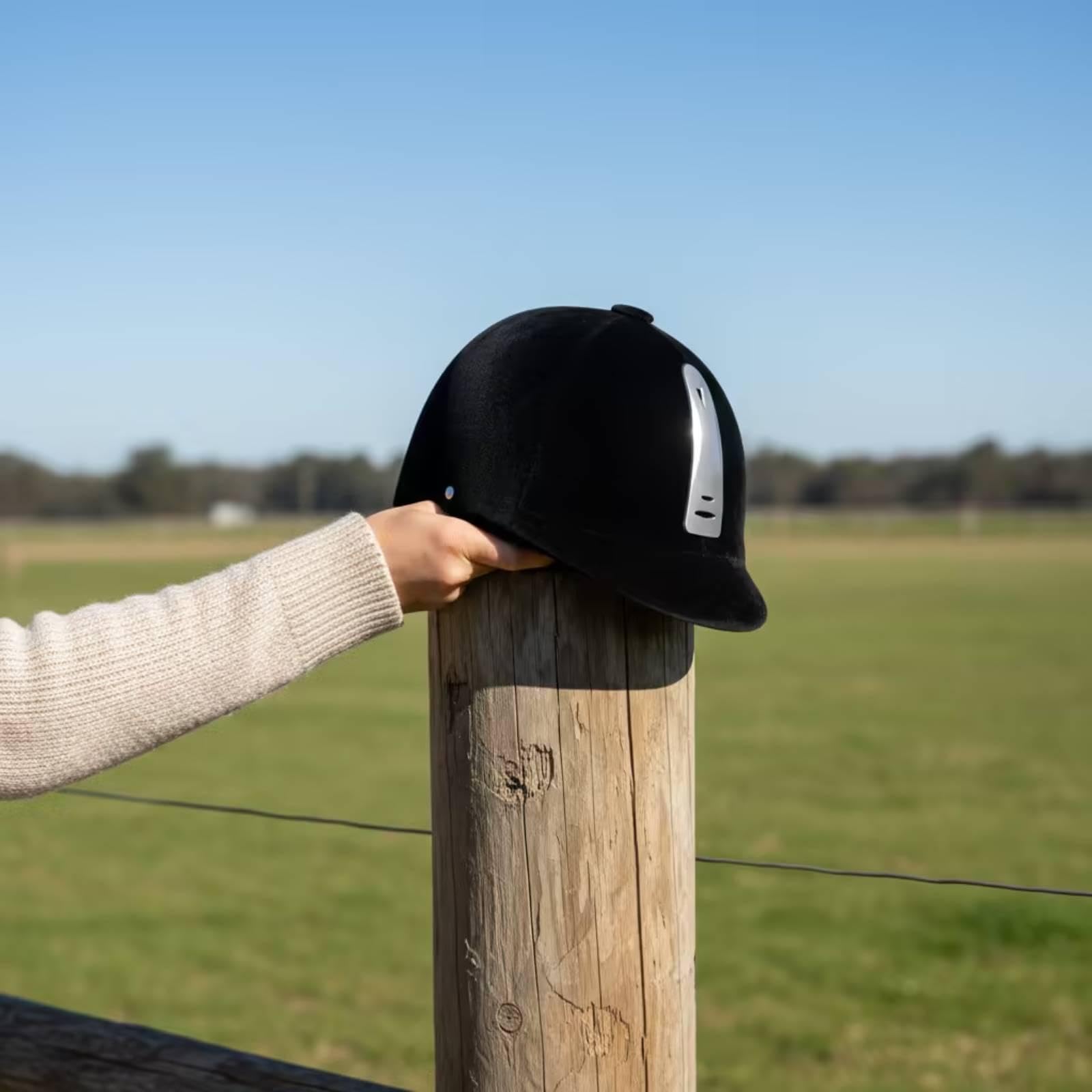 Casco da Equitazione: Versatile, Traspirante, Leggero, Professionale, Regolabile.
