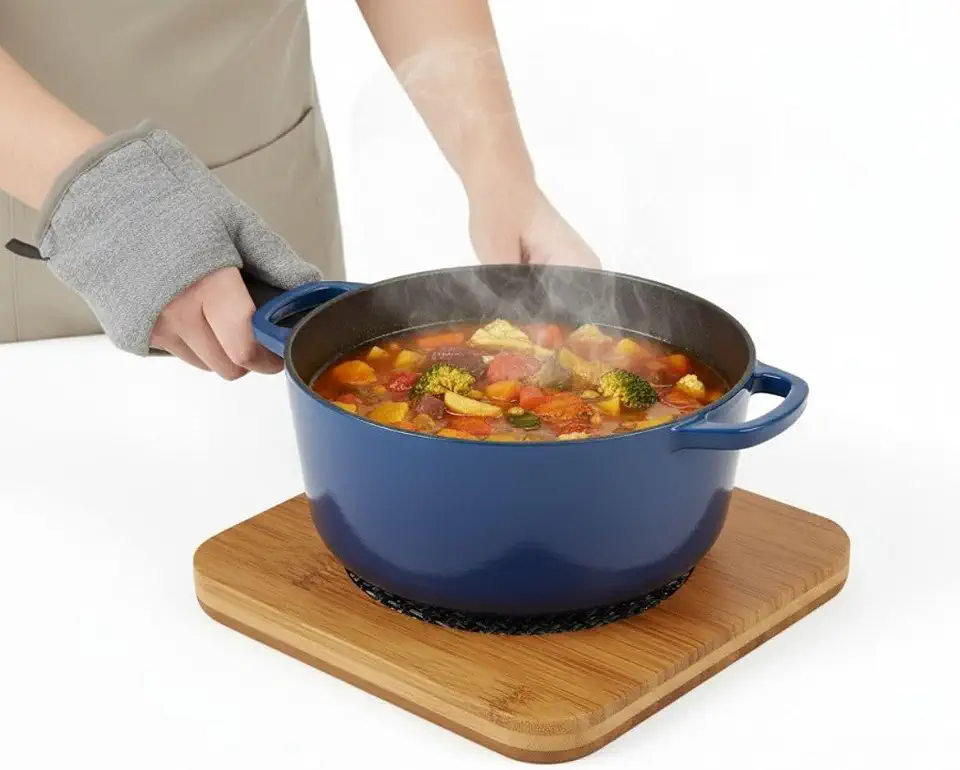 Kit 4 Descansos de Panela em Madeira Quadrado - Suportes de Bambu para Panela Quente - Proteção de Mesa - Utensílio de Cozinha Antiderrapante Resistente ao Calor
