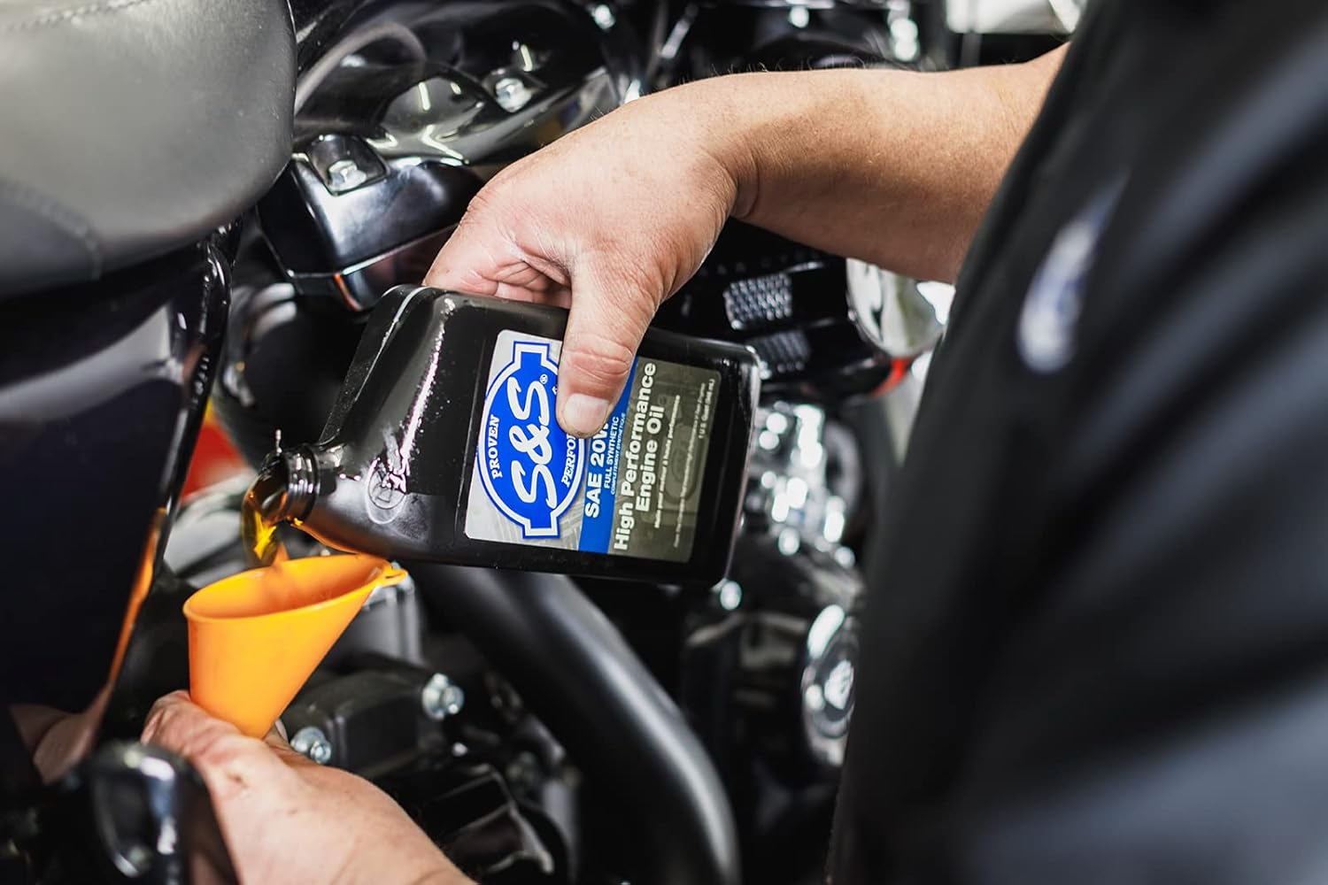 S&S Cycle High Performance Full Synthetic Engine Oil - 20W50 - 1 Qt. 153755