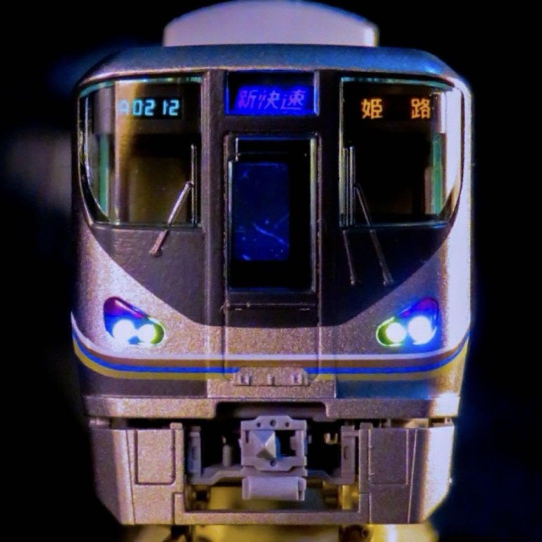 TOMIX 225系0番台 基本セットB Amazon.co.jp: TOMIX 225系0番台 基本セットB (4両),品 : おもちゃ