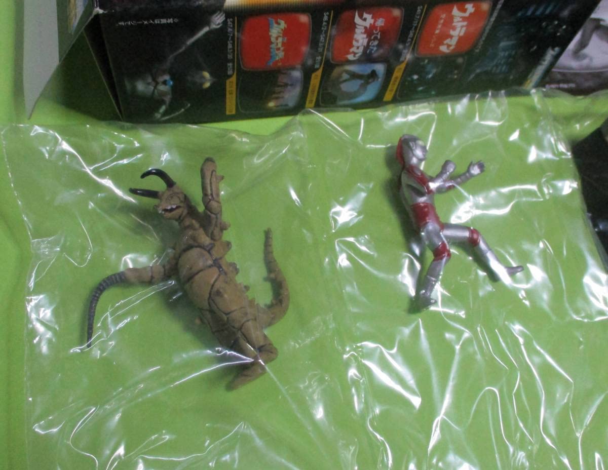 Amazon.co.jp: 怪獣戯画2 シークレット 3R：決戦！怪獣対マット