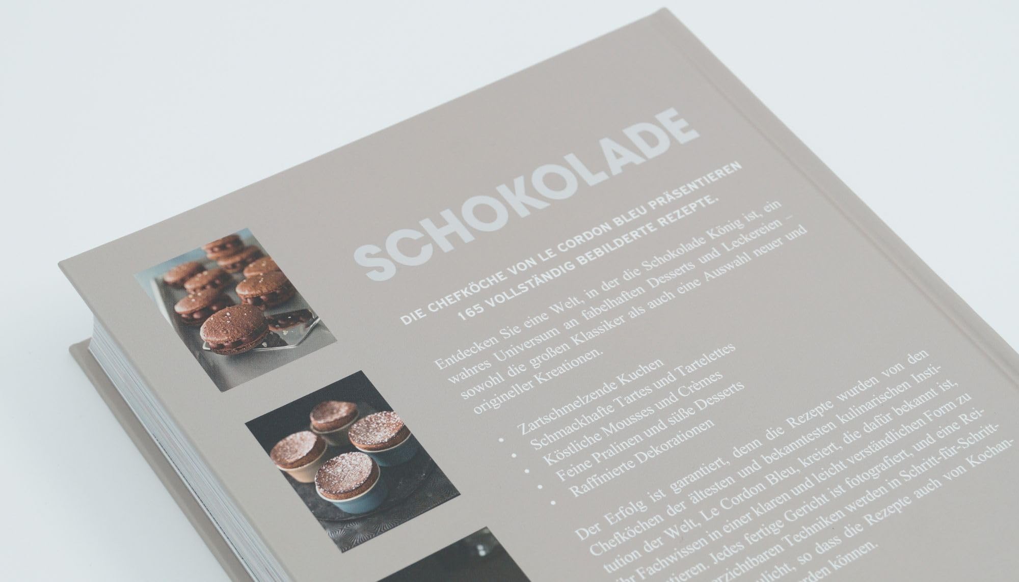 Schokolade: Rezepte aus der renommierten Konditorschule Schritt für Schritt erklärt. 170 raffinierte Rezepte und Tipps von Patisserie-Profis für köstliche Schokoladenkreationen: Ganache, Pralinen & Co