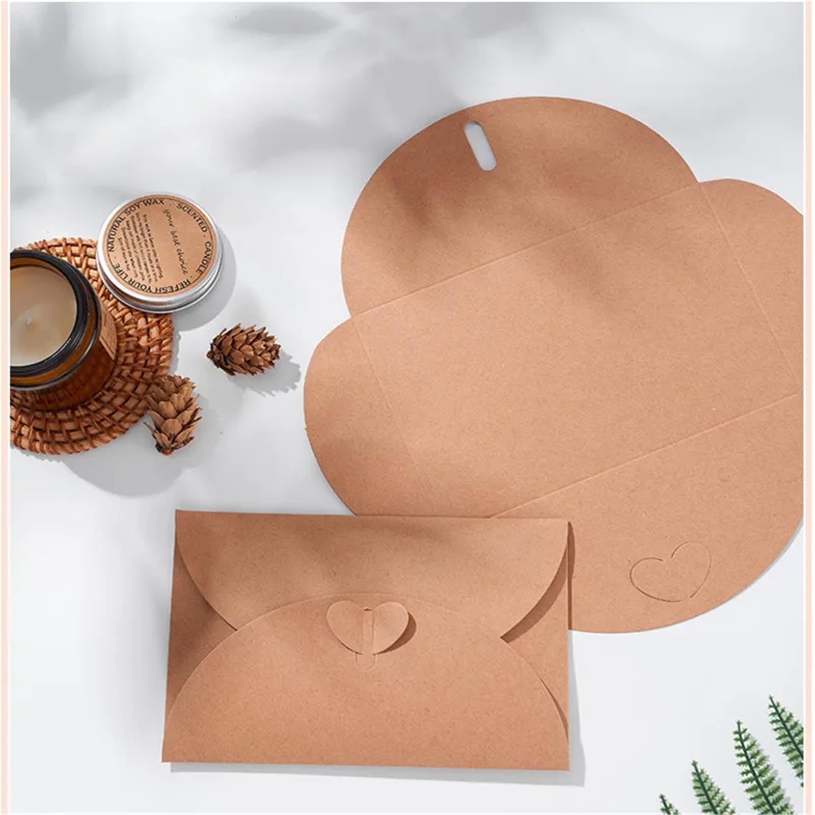 Lot de 20 enveloppes rétro en papier kraft avec boucle d'amour pour cartes postales (20 pièces, 110 x 175 mm)