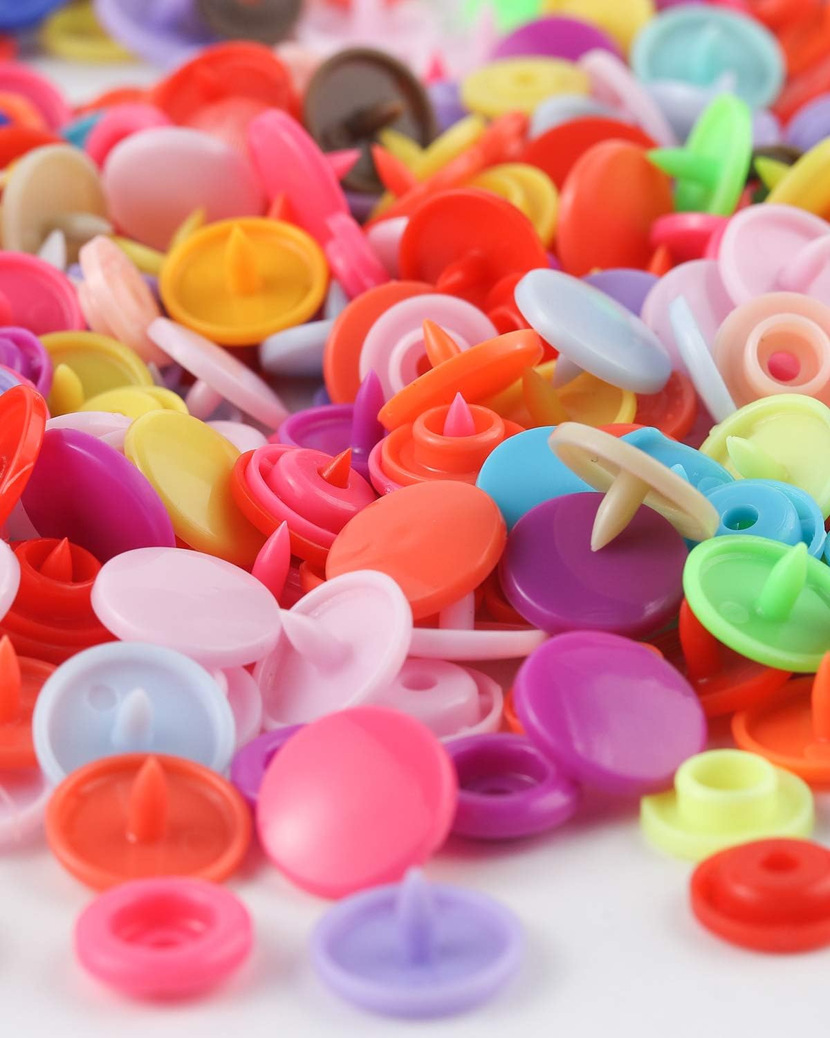 MSDADA Snaps Buttons and Snap Pliers, 400 Sets 24-Colors Plastic Snaps Fasteners Kit and Tool, Plastic Snaps for Clothing,Sewing, Crafting, Diaper