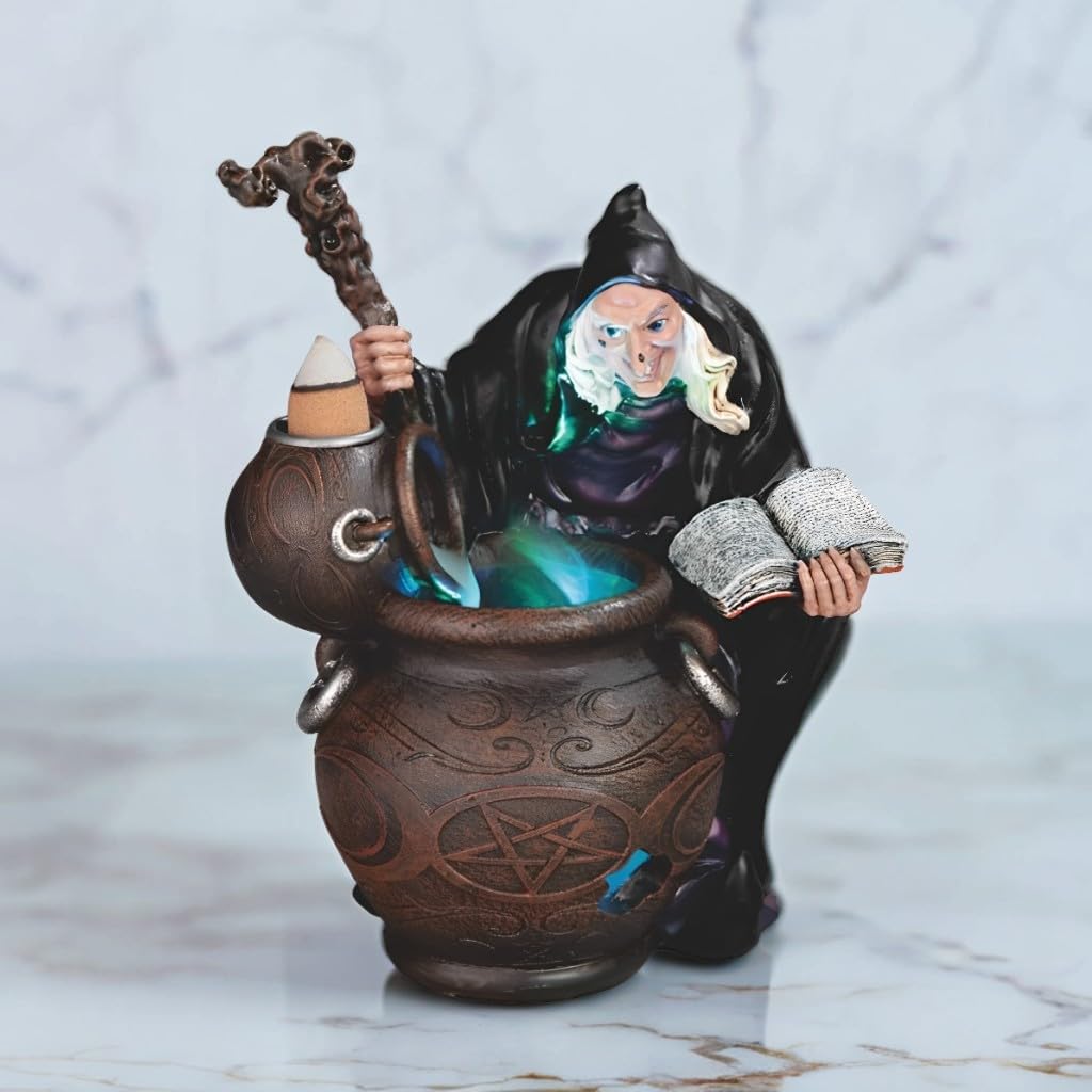 Figurine de sorcière lumineuse contre les pièces sombres pour réchauffer l'ambiance de la maison