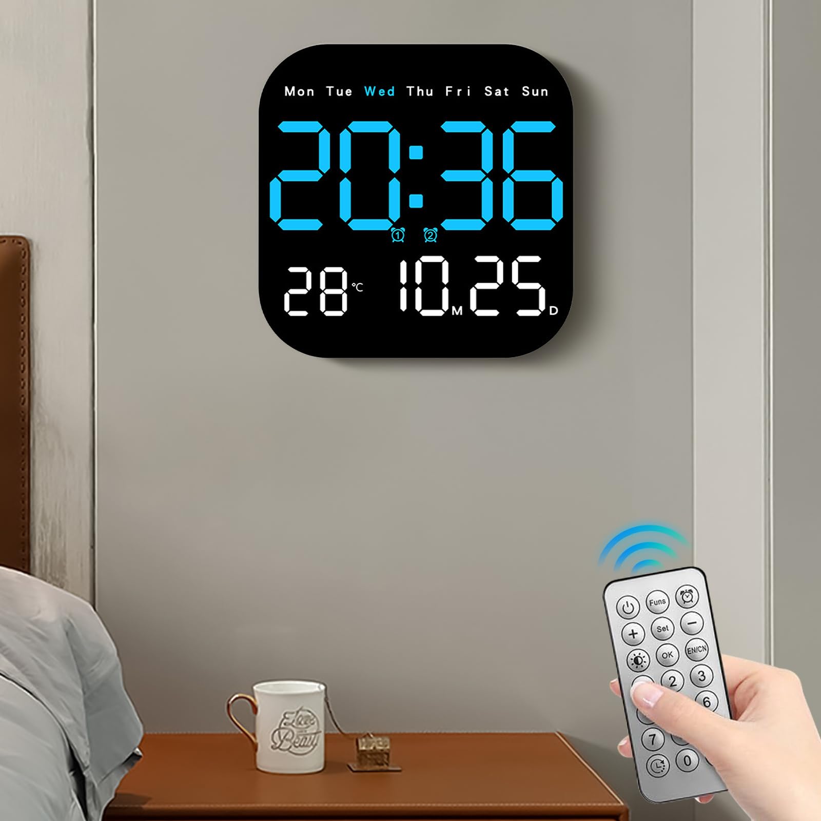 ساعة حائط رقمية LED Yakiter 9 إنش زرقاء مع ريموت