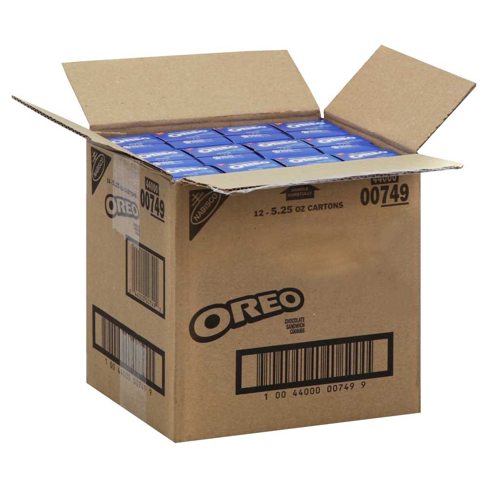 Kraft Nabisco Oreo Chocolate Cream Sandwich Cookies, 5.25 Ounce -- 12 per case.