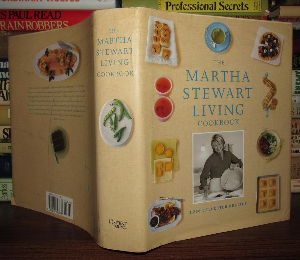 The Martha Stewart Living cookbook: Stewart, Martha: 9780848723736 ...