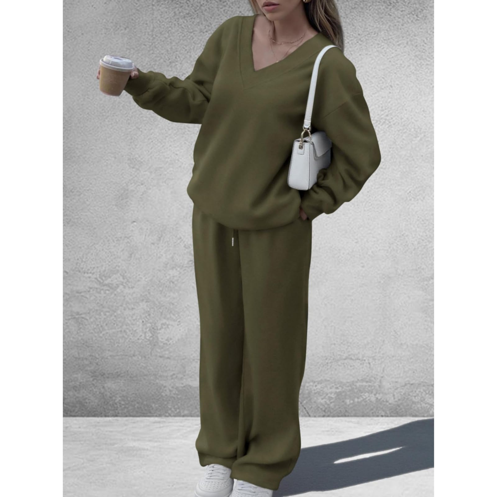 Ensemble deux pièces pour femme sweat-shirt à col V pantalon à jambes large