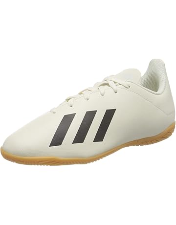 laceless futsal shoes