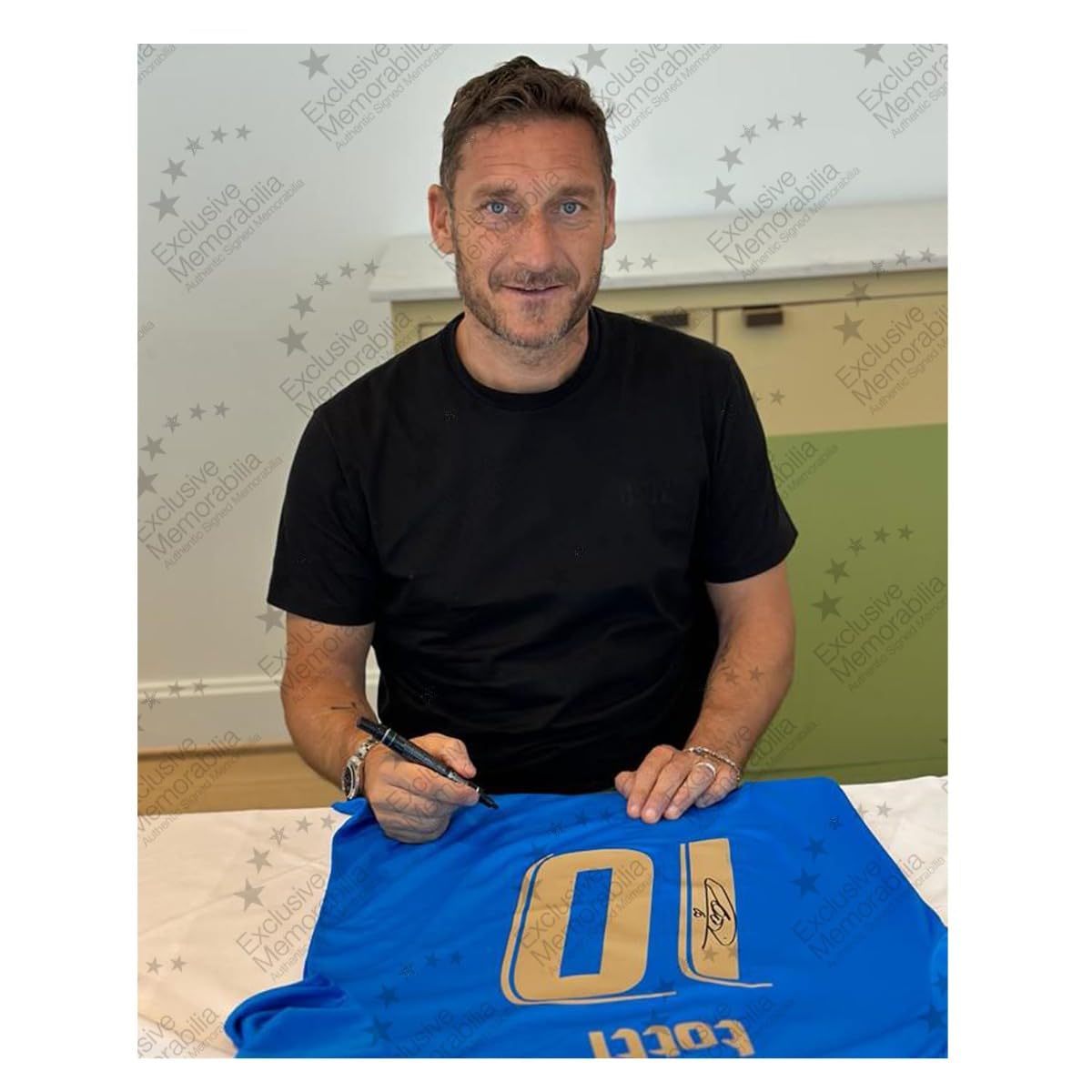 Exclusive Memorabilia Francesco Totti Signed Italy Jersey Deluxe