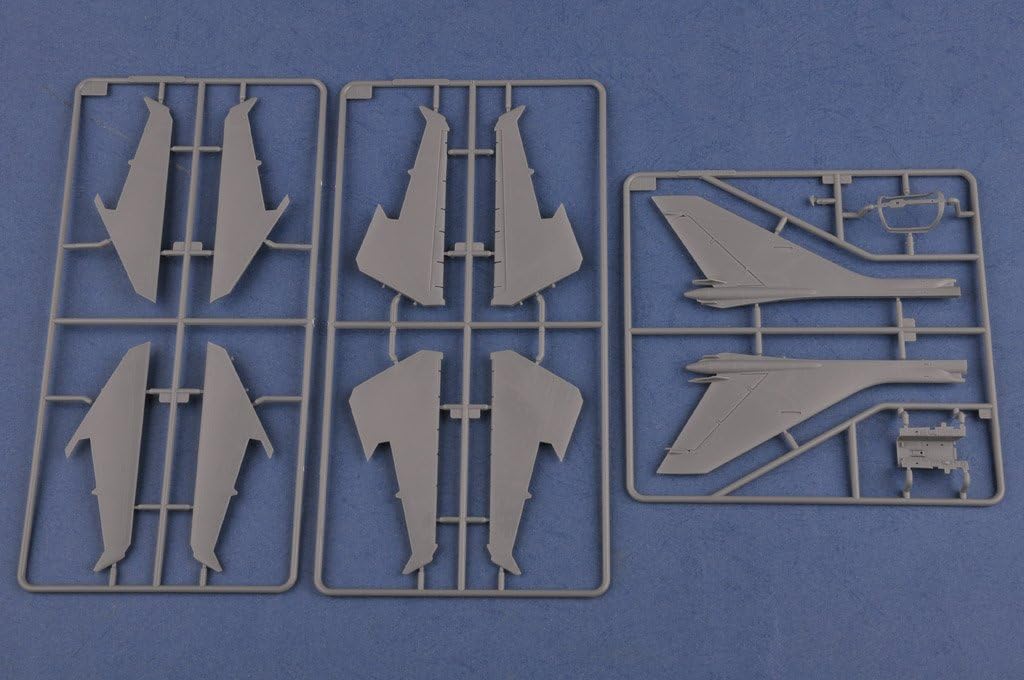 Hobby Boss 81758 1/48 Aircraft Series Soviet Union Su-17M4 Fitter K Plastic Model
