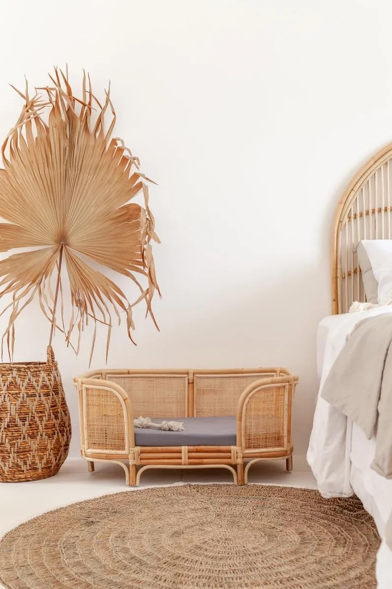 Koko Rattan Dog Bed & Cat Bed, Bamboo Dog Basket with Removable Washable mattresses, Calming Dog Bed for Small and Medium Pets, Anti Anxiety, for Dogs and Puppys Sofa, Light Grey, Boho Style