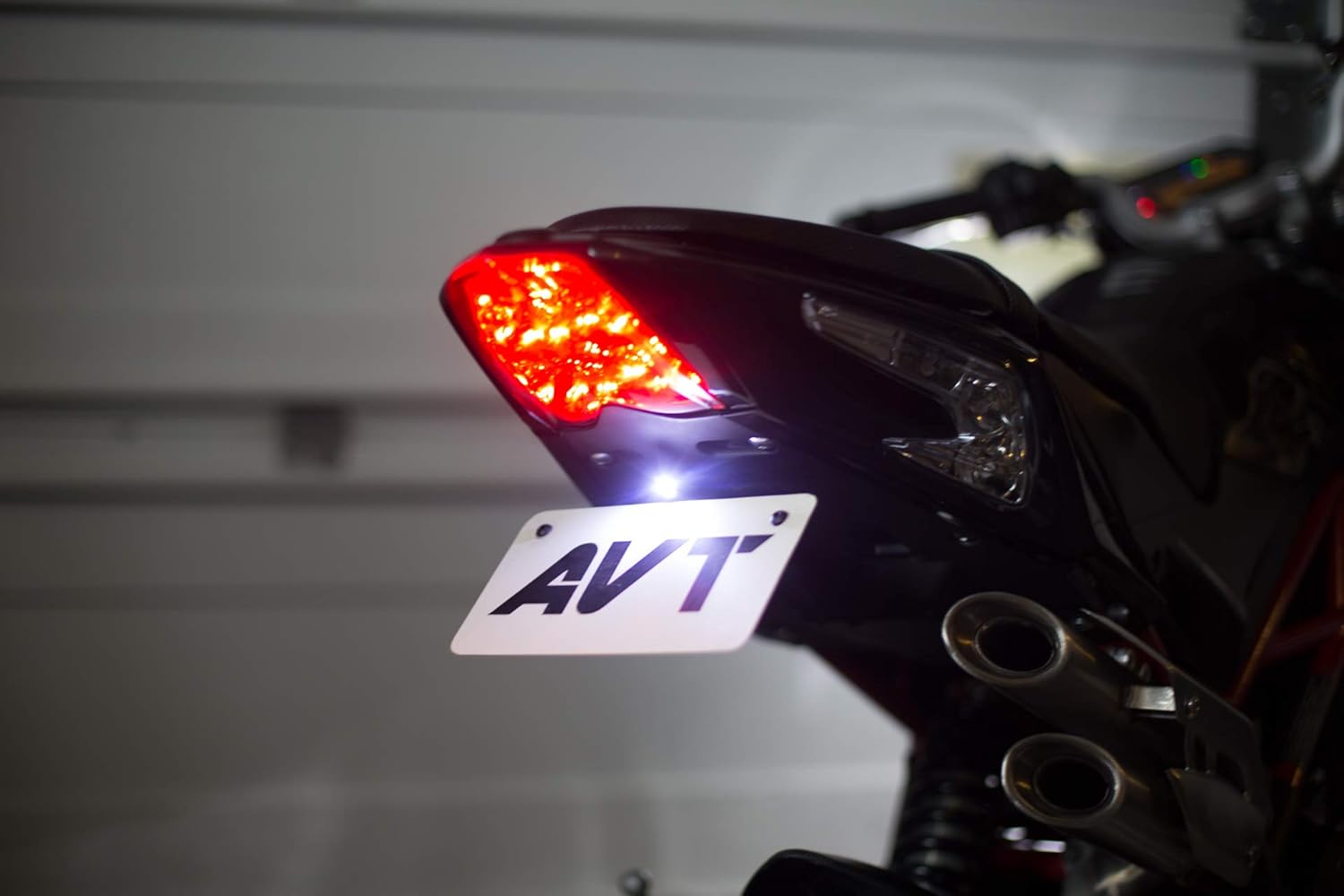 AVT TNT 125 / TNT 135 Fender Eliminator Kit - 2 LED Light TNT125 / TNT135 v2