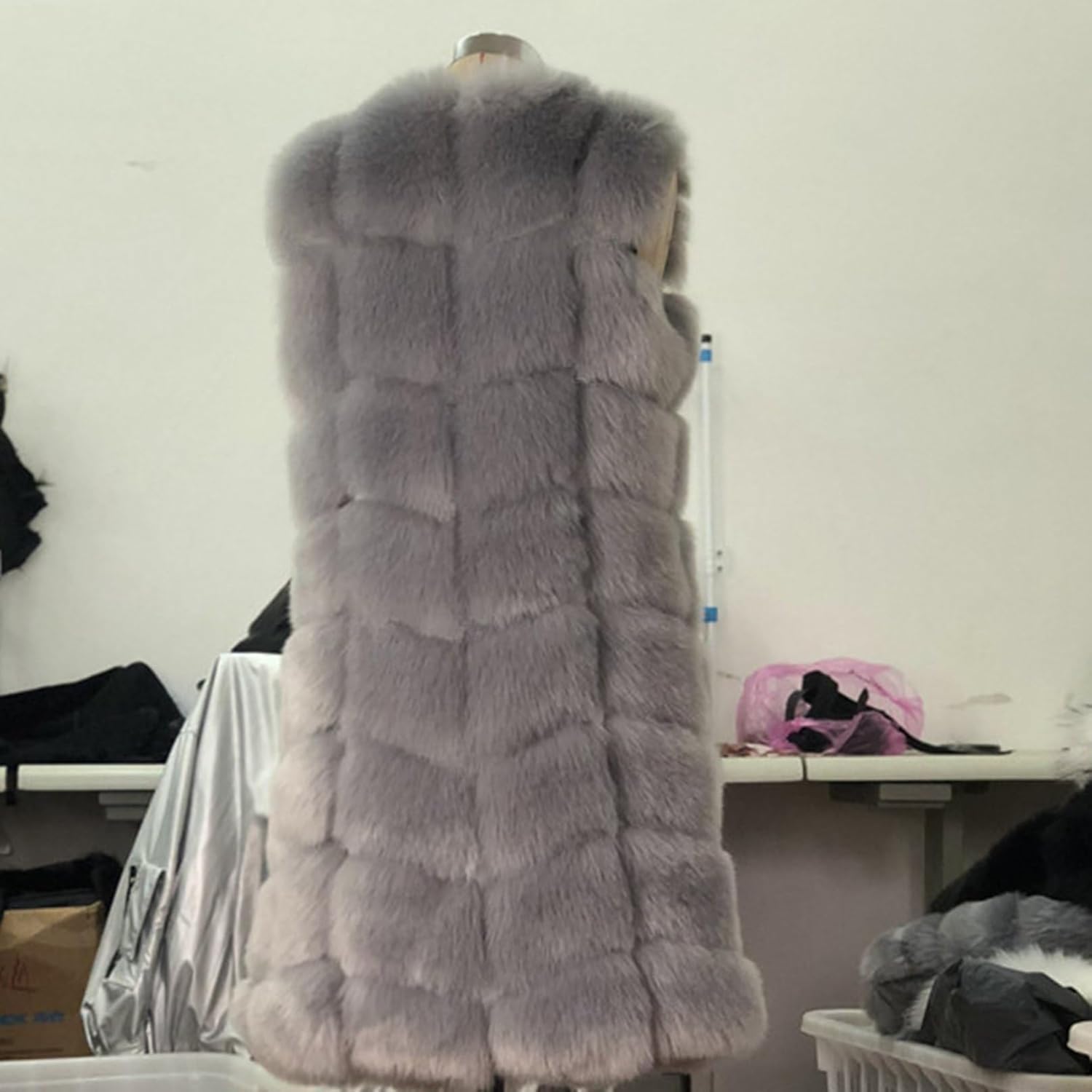 [RAMEMO] ファーベスト ロング丈 レディース 毛皮ベスト チョッキ 無袖コート 袖なし 無地 素 キルティング ふわふわ も