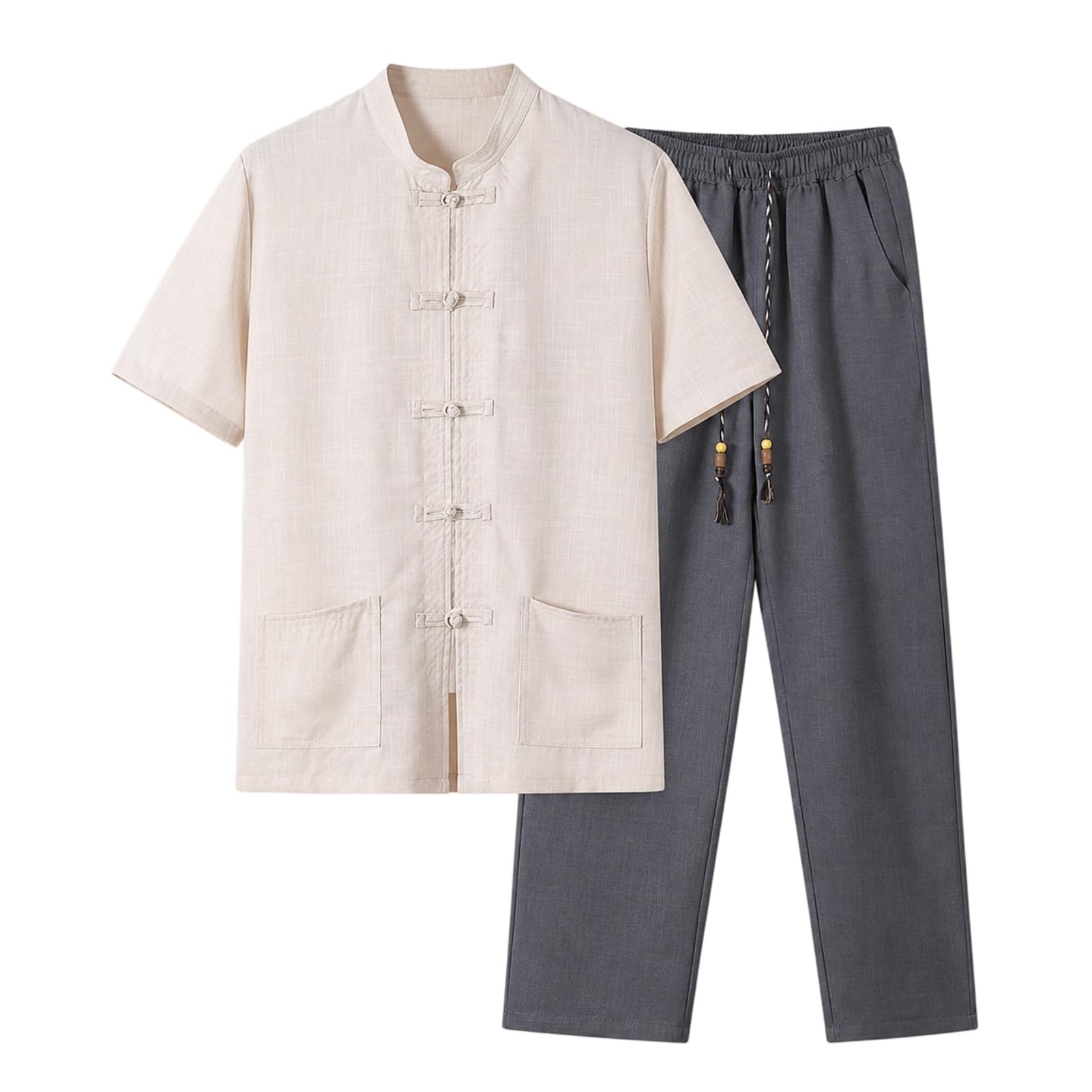 Set da uomo in misto cotone con colletto alla coreana e maniche | Chiusura con bottone a rana, tasche applicate, pantaloni con coulisse, vestibilità ampia