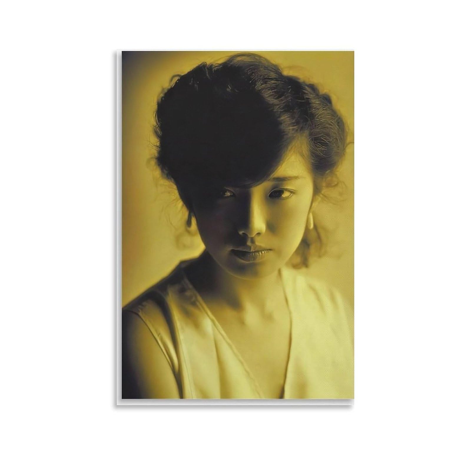 Amazon.co.jp: 山口百恵写真ポスター6 キャンバスアートポスター 水着