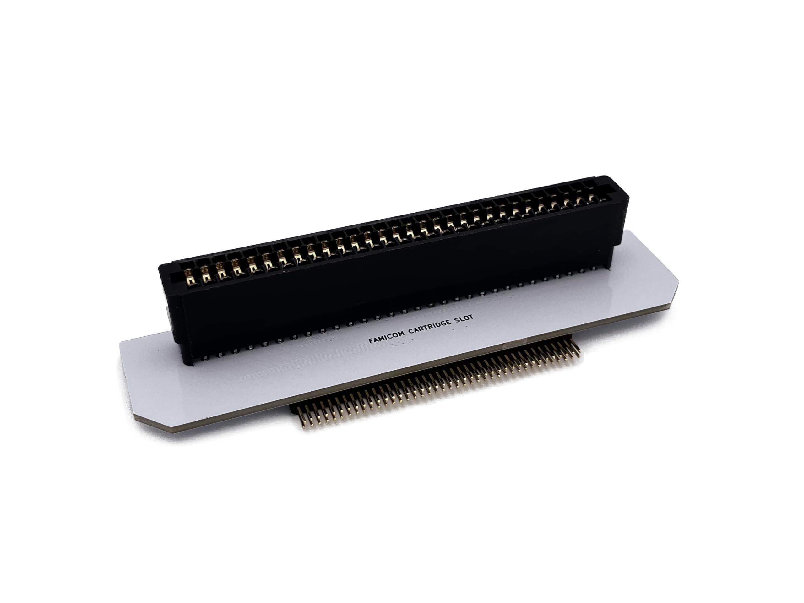Amazon | Retro ROM Reader Cartridge Slot for FAMICOM (白) | RETRO