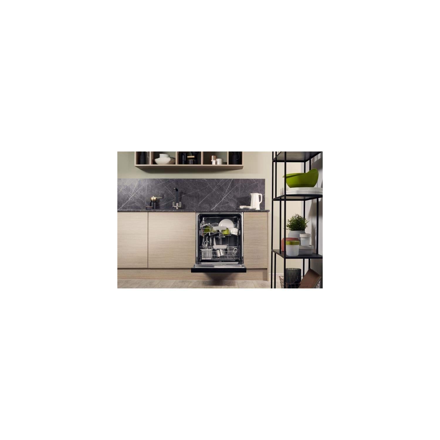 Hotpoint - HBC2B+26B Built-In Dishwasher Semi-Integrated 60 cm with 14 Cutlery - Active Dry, Lift Up, Inverter Motor - Noise Level 46 dB, Energy Class E - Black Band