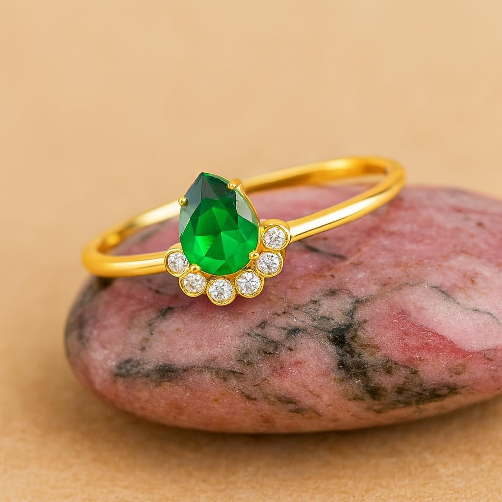 14K Solid Gold Pear Cut Emerald Ring