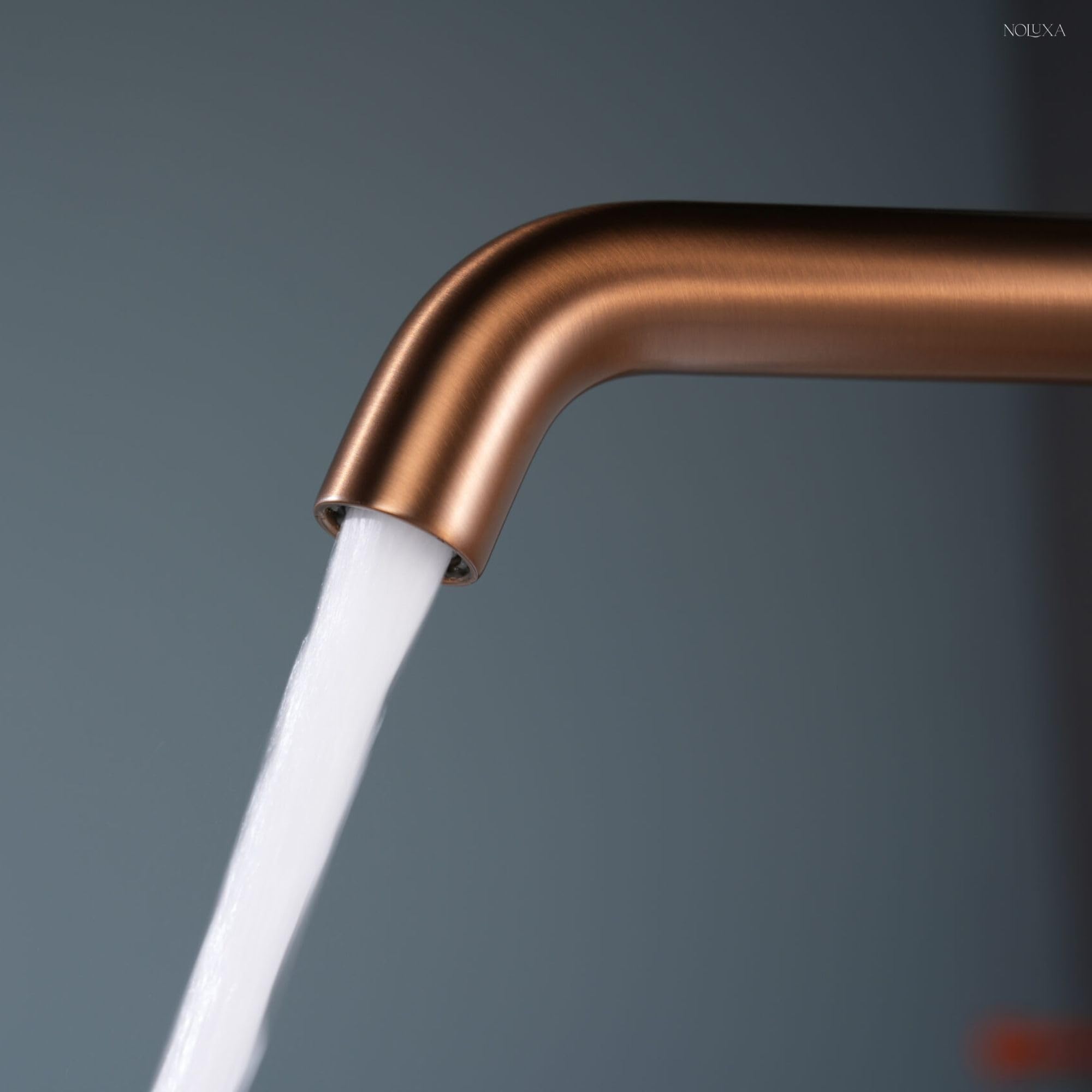 IMEX - Robinet Lavabo Or Rose Bec Haut | Robinet Salle de Bain Mitigeur Eau Froide et Chaude | Robinetterie Monocommande Effet Cascade avec Bec en Laiton et Économie D'Eau | Série Gênes