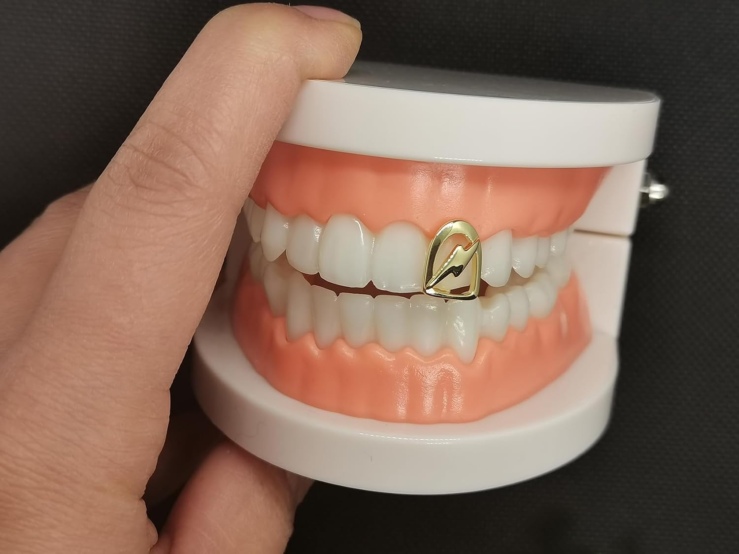 Lightning Braces Hollow Personalized Grills Halloween Single Gold Teeth Men's Hip-hop Jewelry