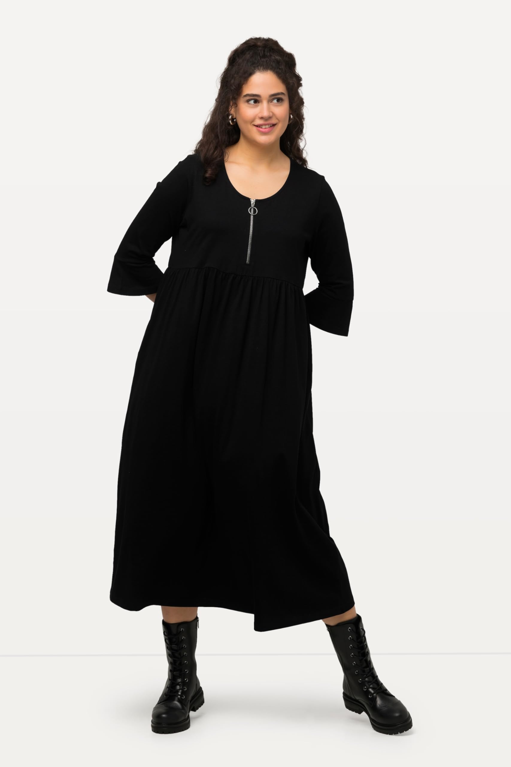 Ulla Popken Femme Grandes Tailles Robe en Jersey à col Rond et Manches 3/4. Couture Empire et Ligne en A. 824506