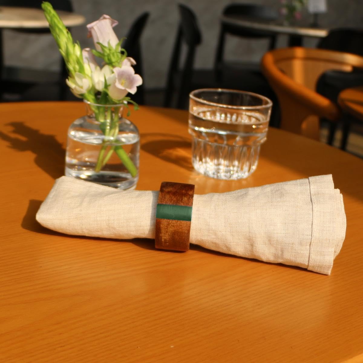 Set di 8 portatovaglioli in legno per la decorazione della tavola da pranzo, in legno di acacia, in resina, blu, per la casa e la cucina (forma rotonda verde)
