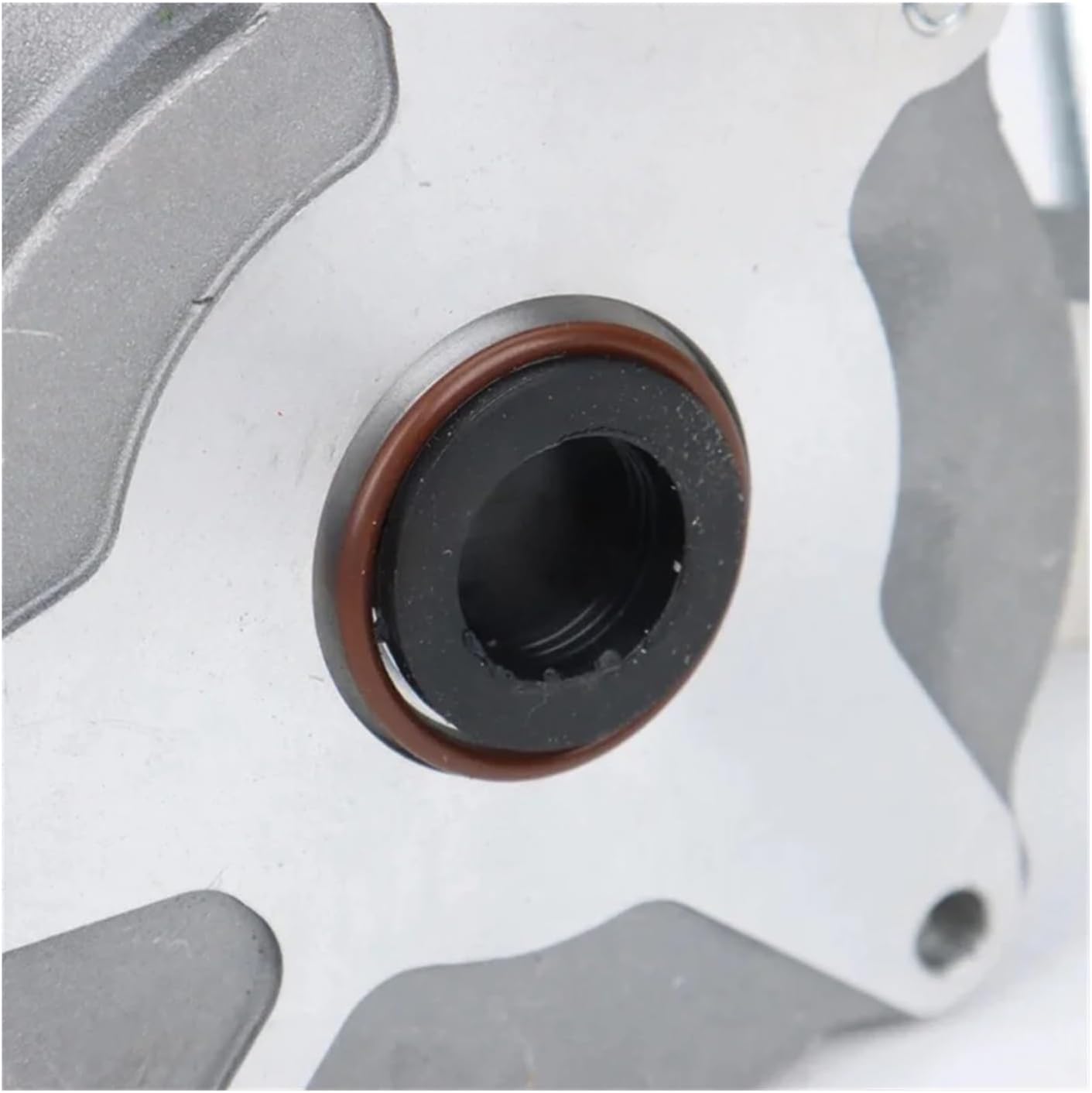Compatible for Mitsubishi L200 1996-2007 Challenger Pajero Montero Sport MD618922 Car Brake System Vacuum Pump Replacement