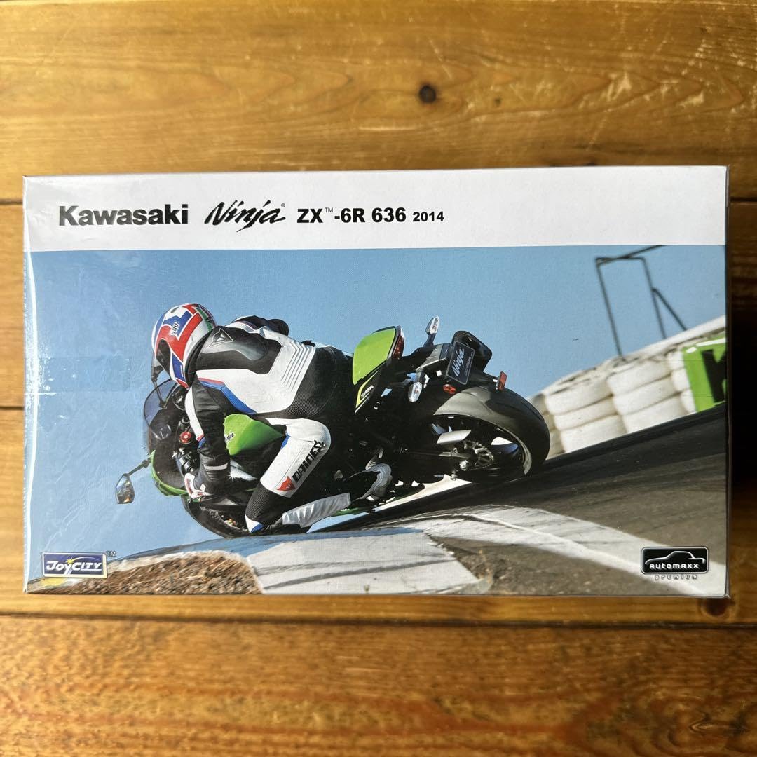 Amazon.co.jp: Kawasaki ninja ZX-6R フィギュア : おもちゃ