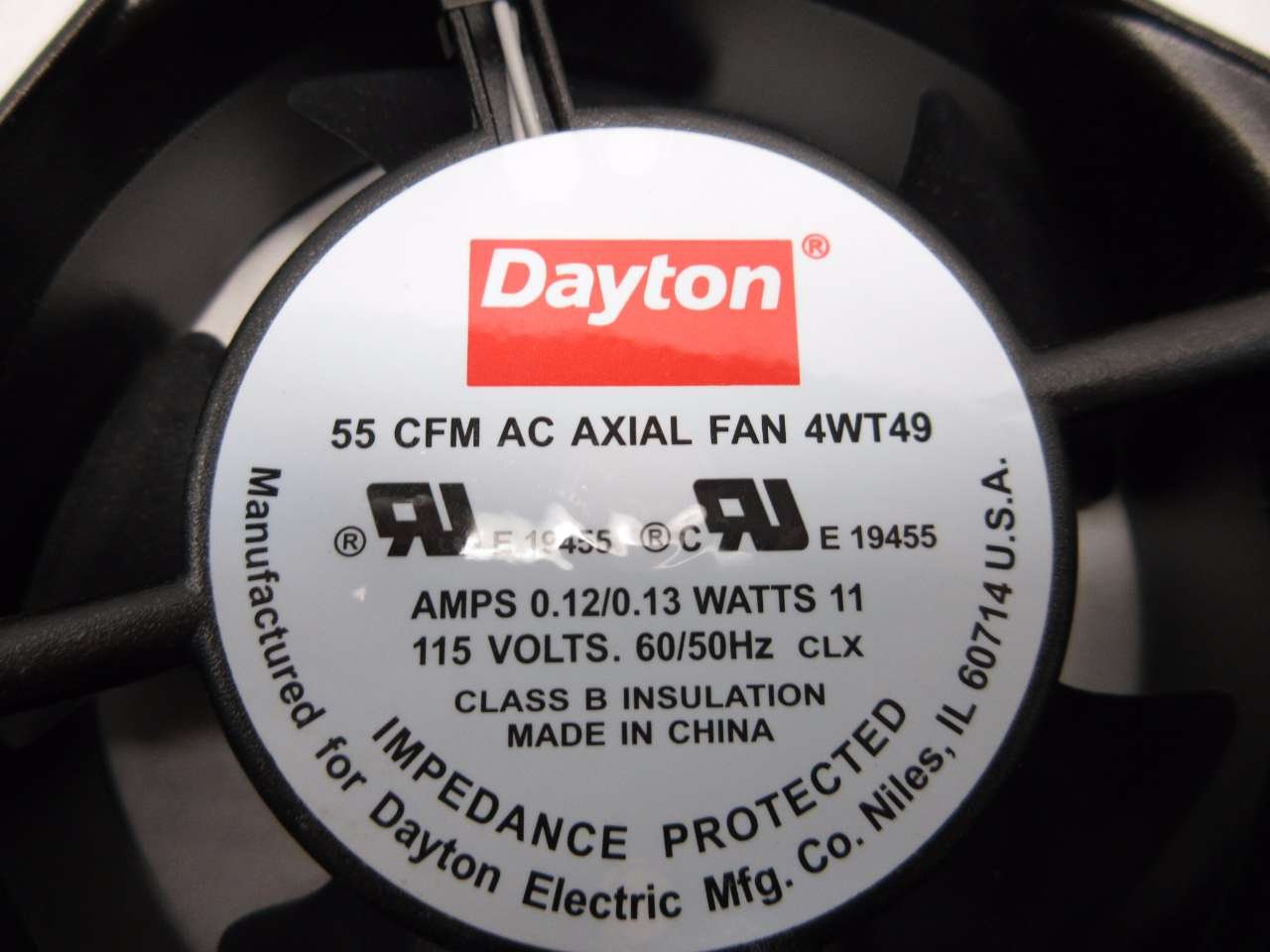 New DAYTON 4WT49 115V-AC 4-11/16 in 55CFM AXIAL Cooling Fan D502217