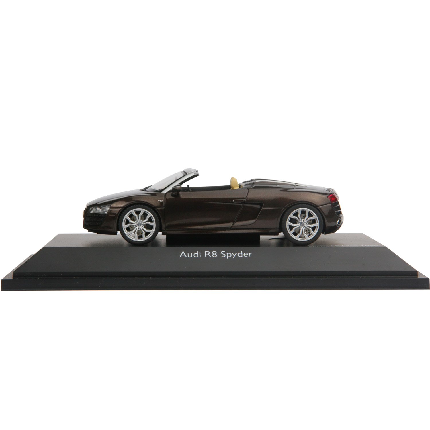 Schuco 7394 – Vehicle Miniature – Audi R8 Spyder – Scale 1/43
