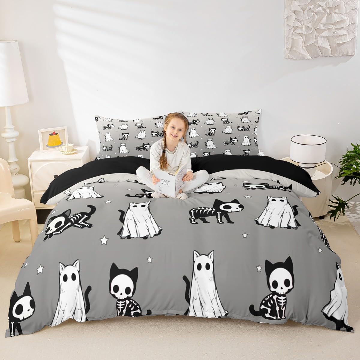 Manfei Ghost Cat Duvet Cover Set Double Size,Happy Halloween Bedding Sets 3Pcs for Kids Girls Boys Adult Room Decor,Cat Skeleton Comforter Cover Black Grey White Quilt Cover,2 Pillowcases