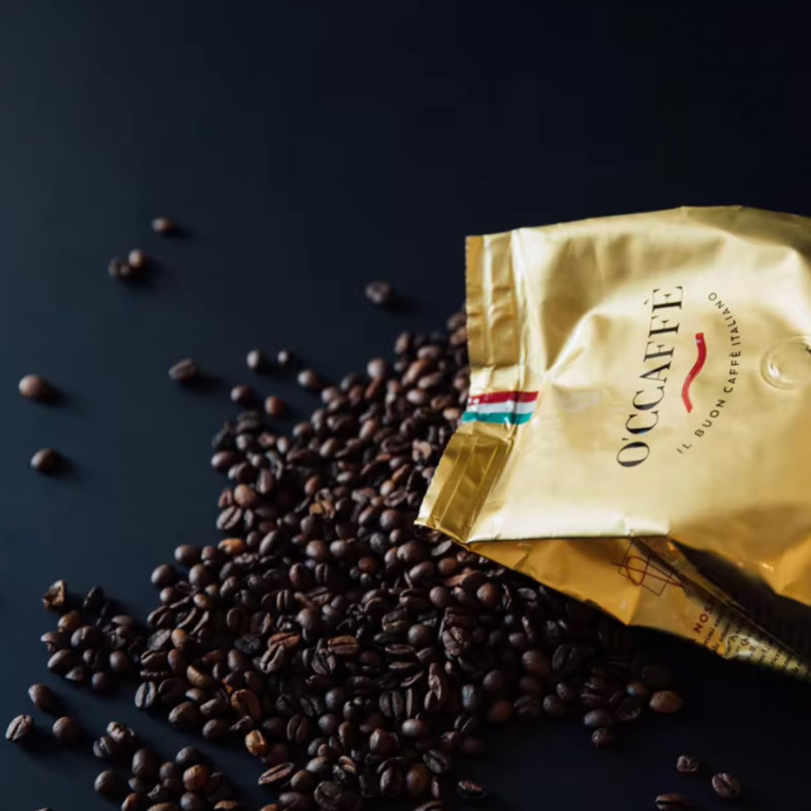 O'ccaffé 3 x 1 kg granos de café enteros; 100% café Arabica Crema y Aroma. Tueste natural en tambor de una empresa familiar italiana; café en grano, café.